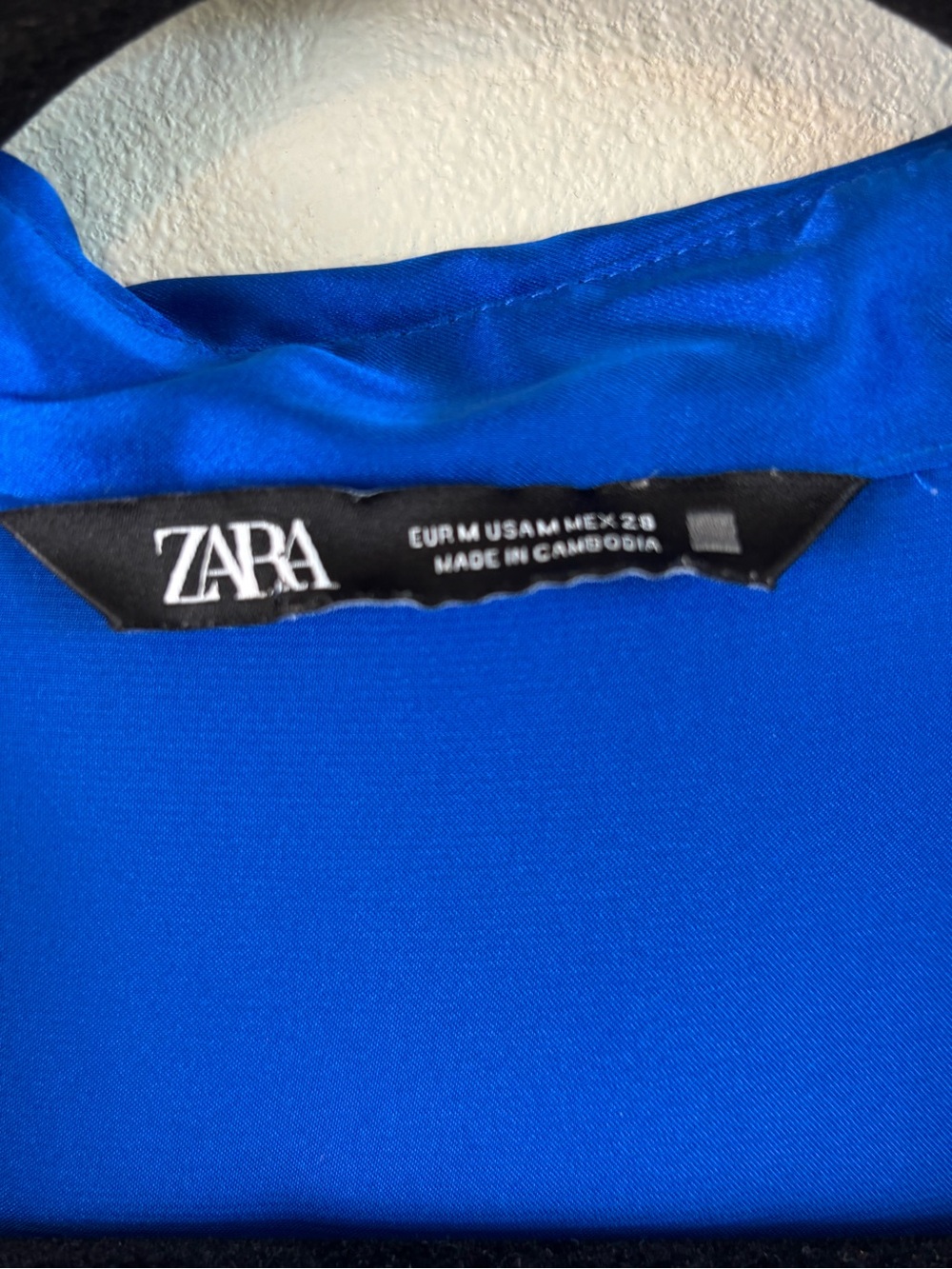 Bundle 2/$30! Zara M Cobalt Royal Blue Satin Button-Front Blouse - Picture 5 of 7